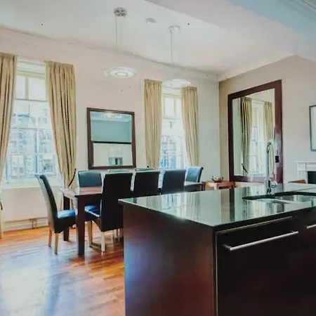 Apartment Amazing With View In *